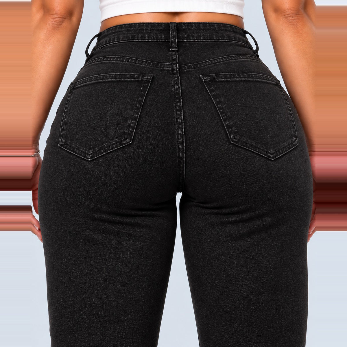 Sculpt Skinny BBL jean in black, back close-up