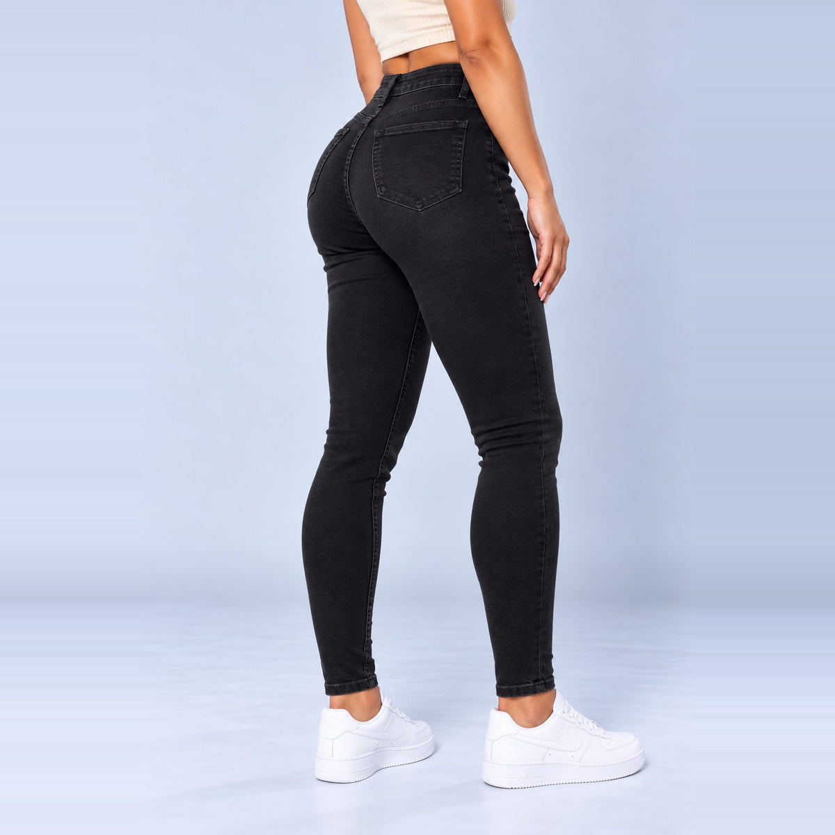 Sculpt Skinny BBL jean in black, side view