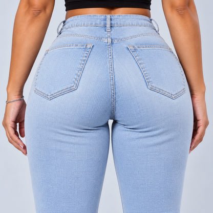 Sculpt Skinny BBL jean in light blue, back close-up
