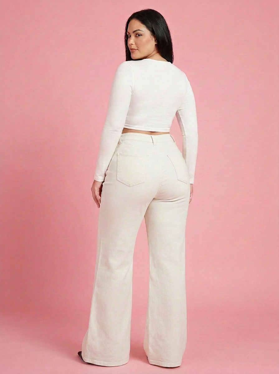 Sculpt Wide Leg BBL Jean in White, back view