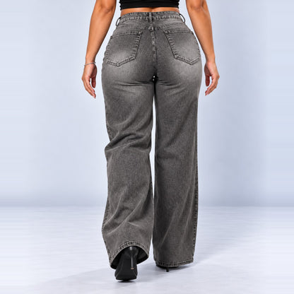 Sculpt Wide Leg BBL jean in grey, walking back view