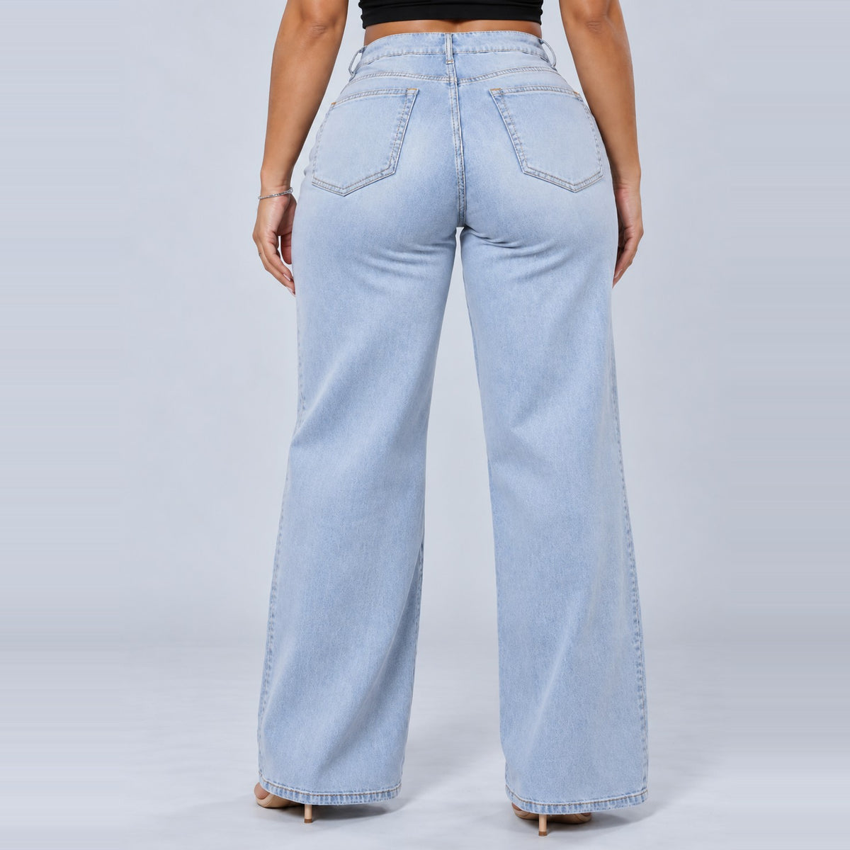 Sculpt Wide Leg BBL jean in light blue, back view