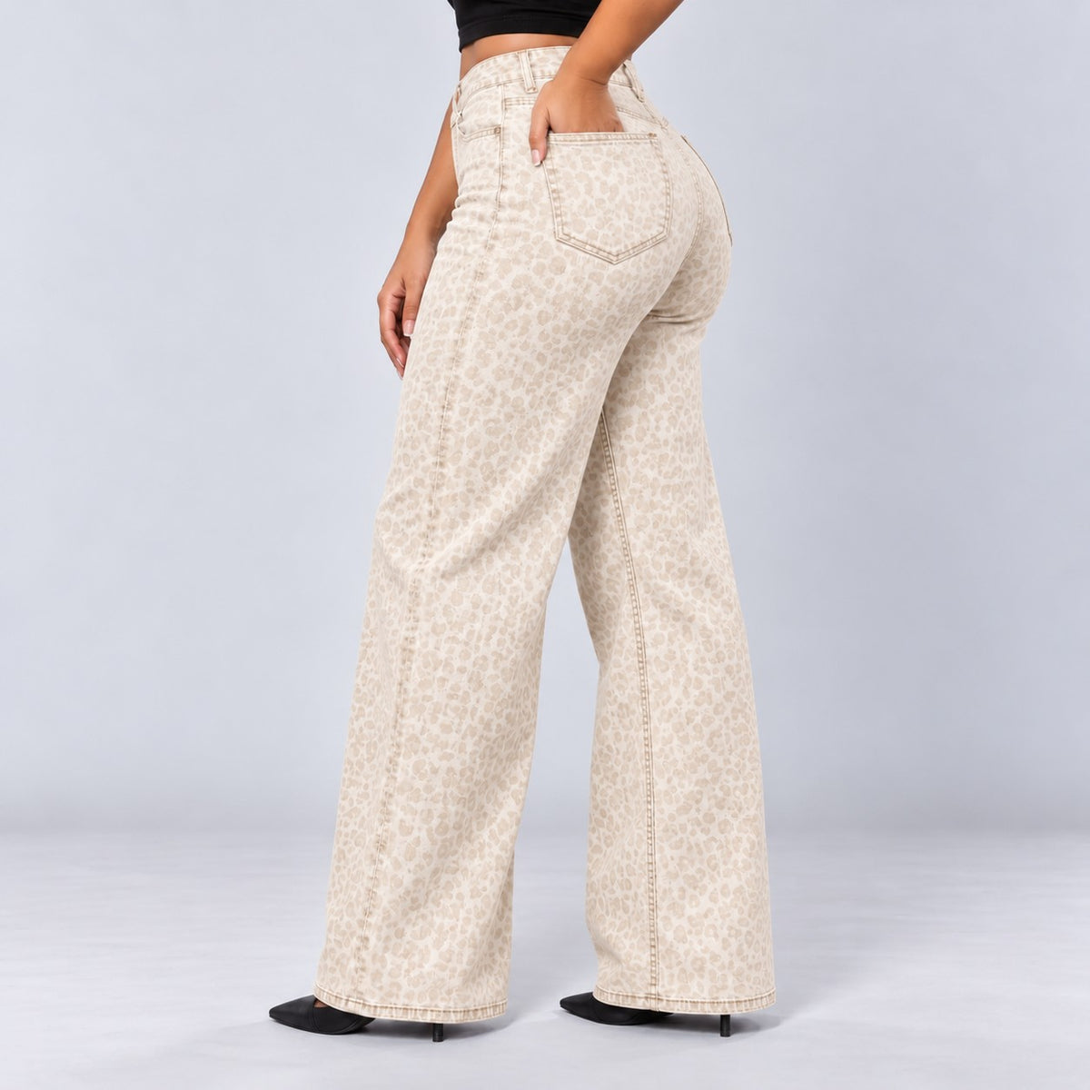 Sculpt Wide Leg BBL jean in white leopard, side view