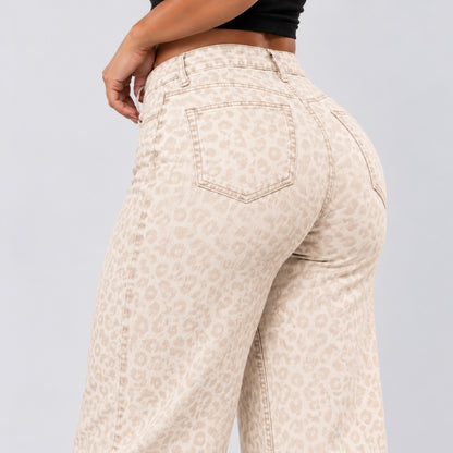 Sculpt Wide Leg BBL jean in white leopard, three-quarter back close-up